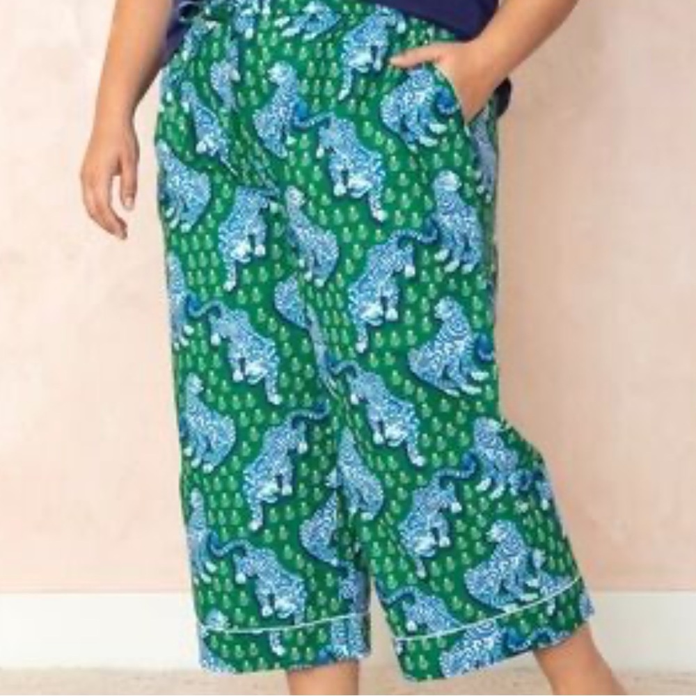 Tiger Queen cropped pajama pants in jade printfresh